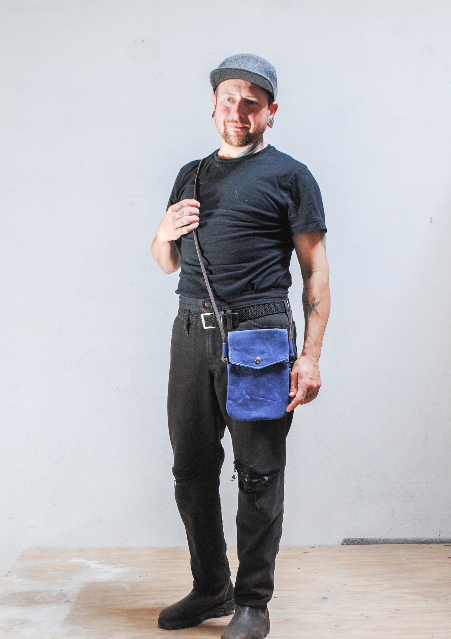 Simple Crossbody