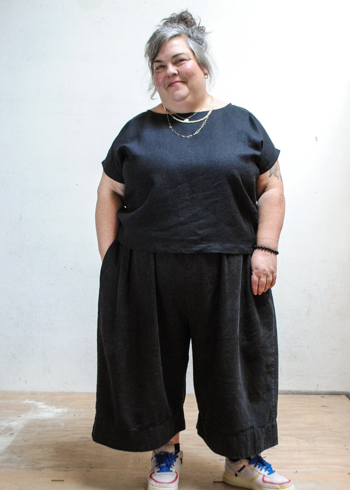 Black Linen/Cotton Basic Top