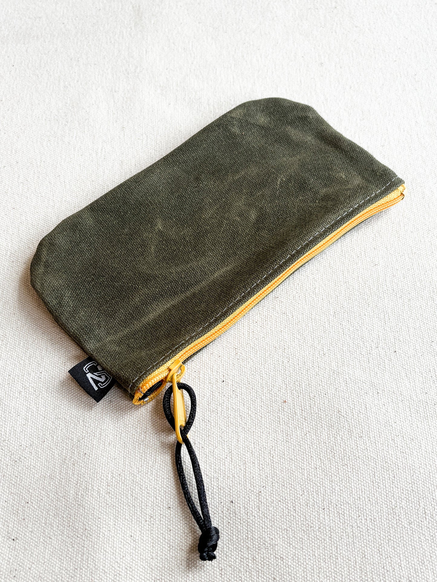 Small Waxed Canvas Zipper Pouch
