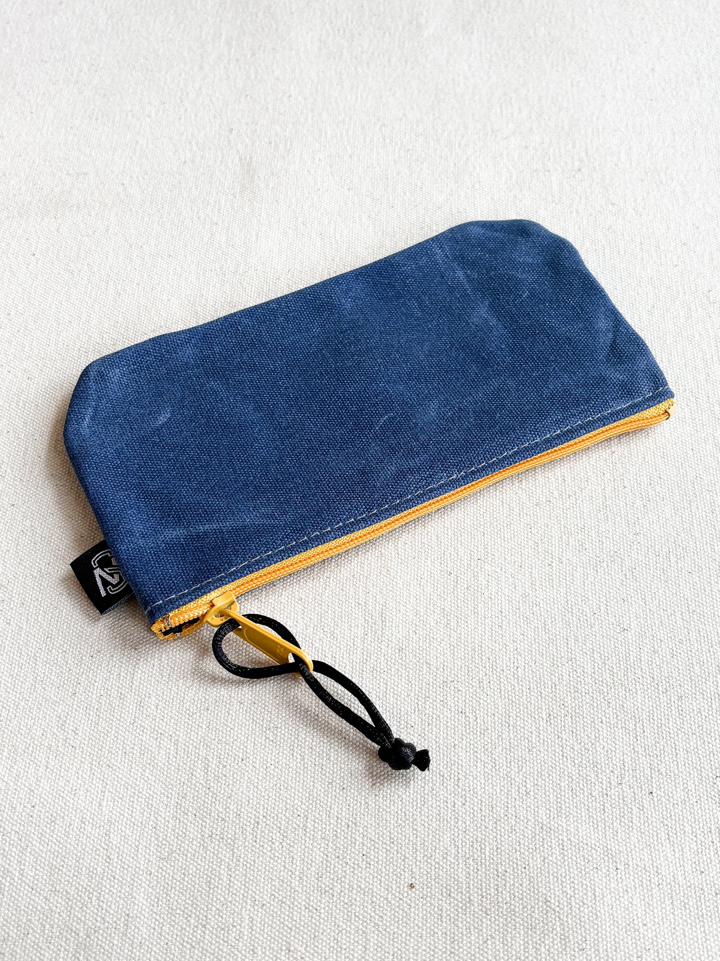 Small Waxed Canvas Zipper Pouch