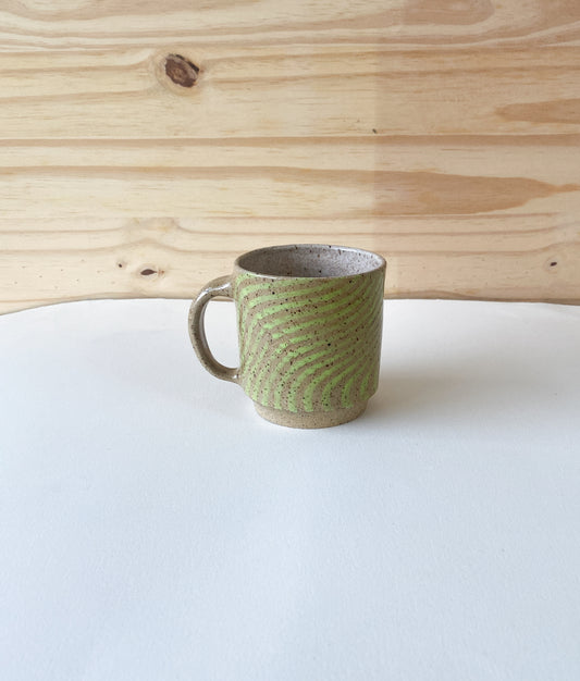 Wavy Stripes speckled mug