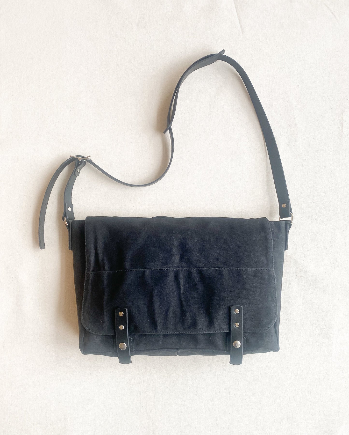 Made To Order Messenger