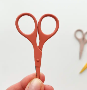 Small Needlecraft Scissors - Coral