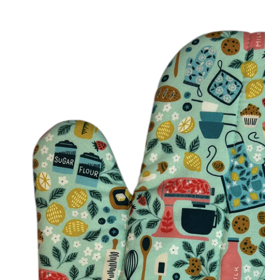 Bakeshop Oven Mitt