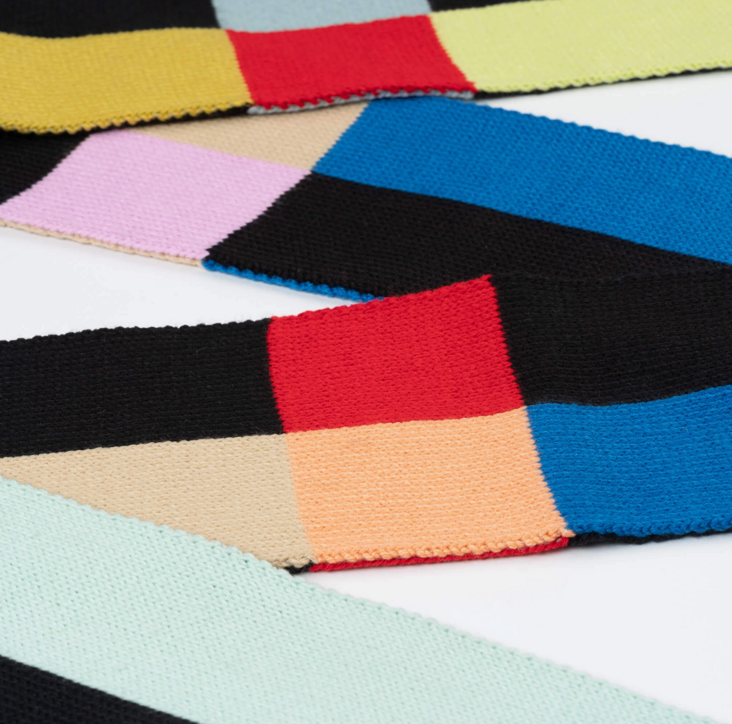 Chroma Skinny Scarf - Black