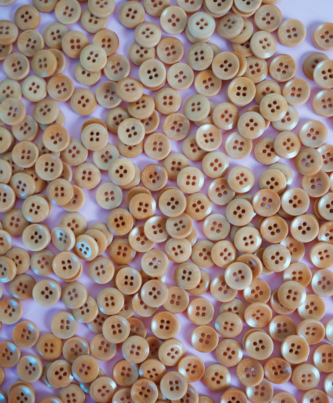 Caramel 1/2" Corozo Nut Buttons