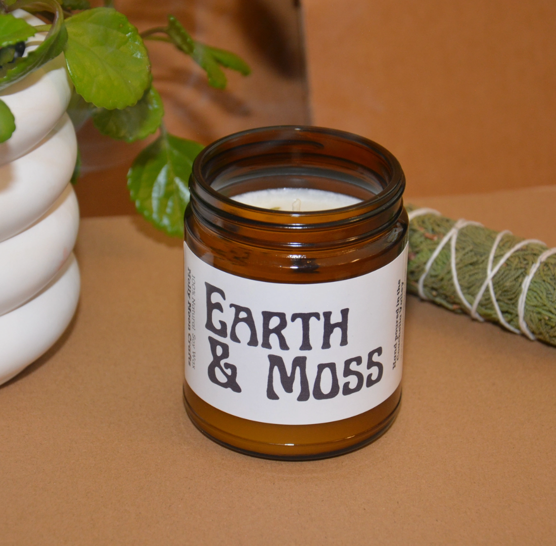 Earth and Moss Candle