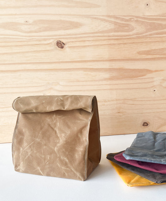 Waxed Canvas Lunchbag shown with available colors